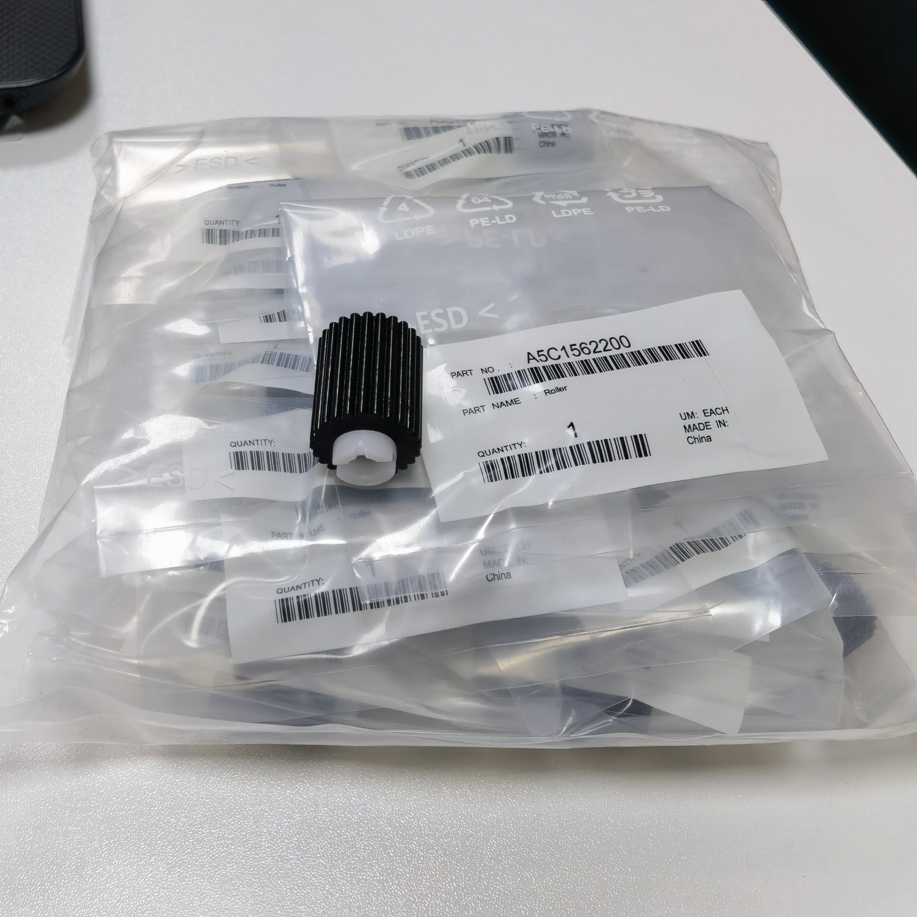 Original Top quality A00J563600 Konica Minolta Bizhub C451 C220 C360 C224 C454 C554 C654 C754 pickup roller copier parts