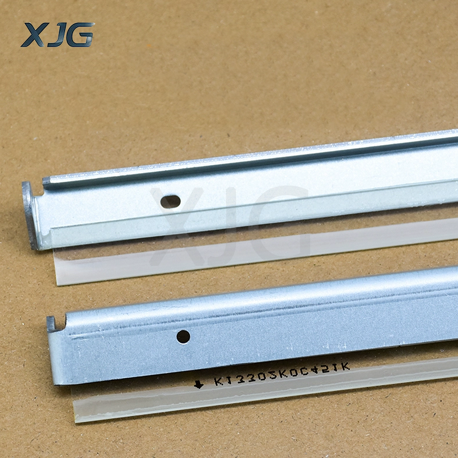 High Quality Drum Cleaning Blade for Konica Minolta BH C452 C552 C652 C451 C654 C754 C550 C650 OPC Drum Cleaning Blade