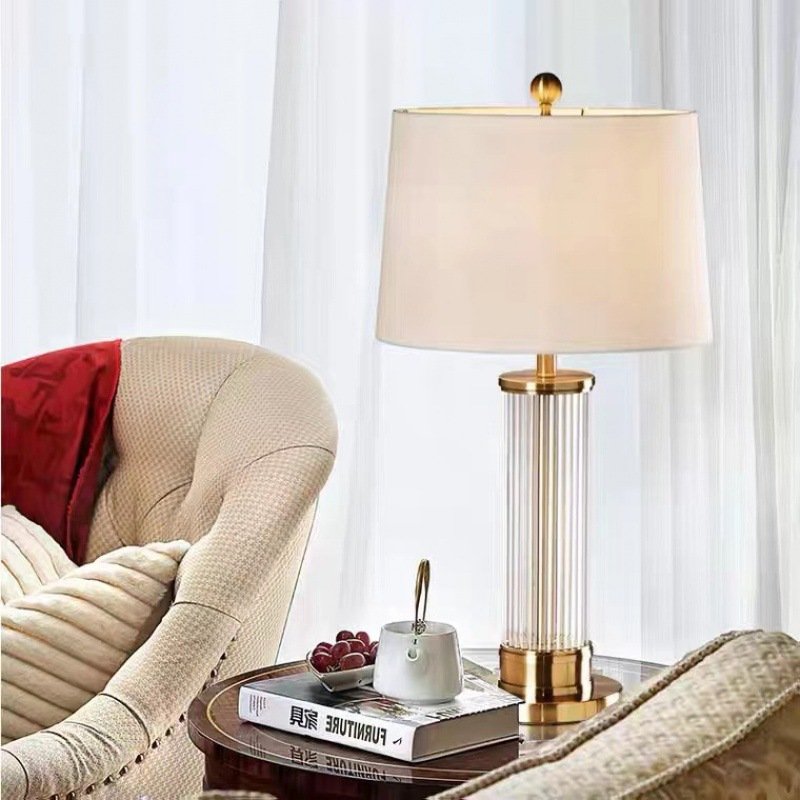 Nordic Desk Light Luxury New Arrival Led Luxury Living Room Circular European Style Restaurant Crystal Column Table Lamp