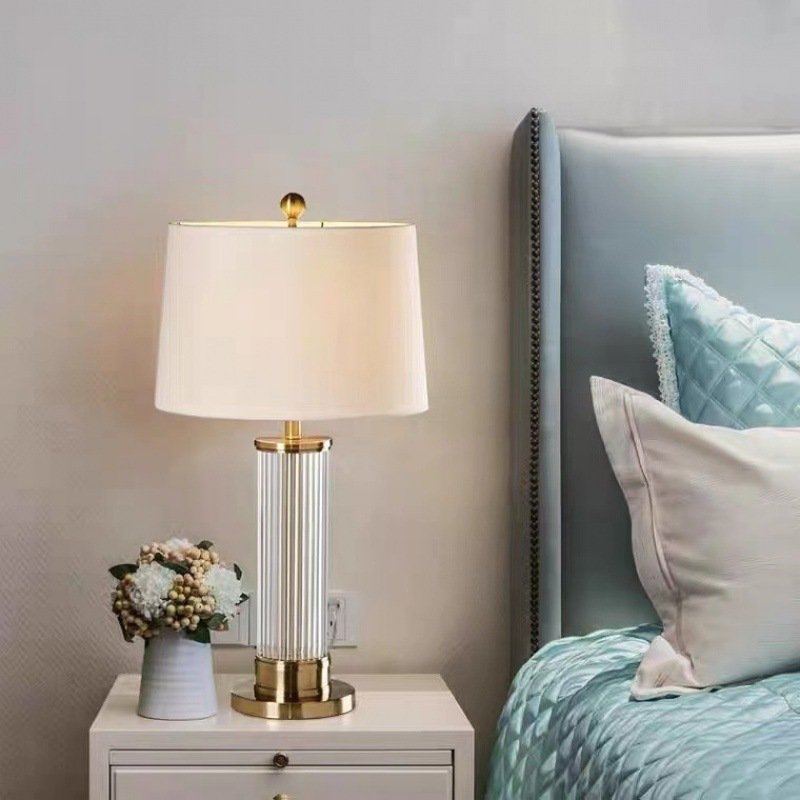 Nordic Desk Light Luxury New Arrival Led Luxury Living Room Circular European Style Restaurant Crystal Column Table Lamp