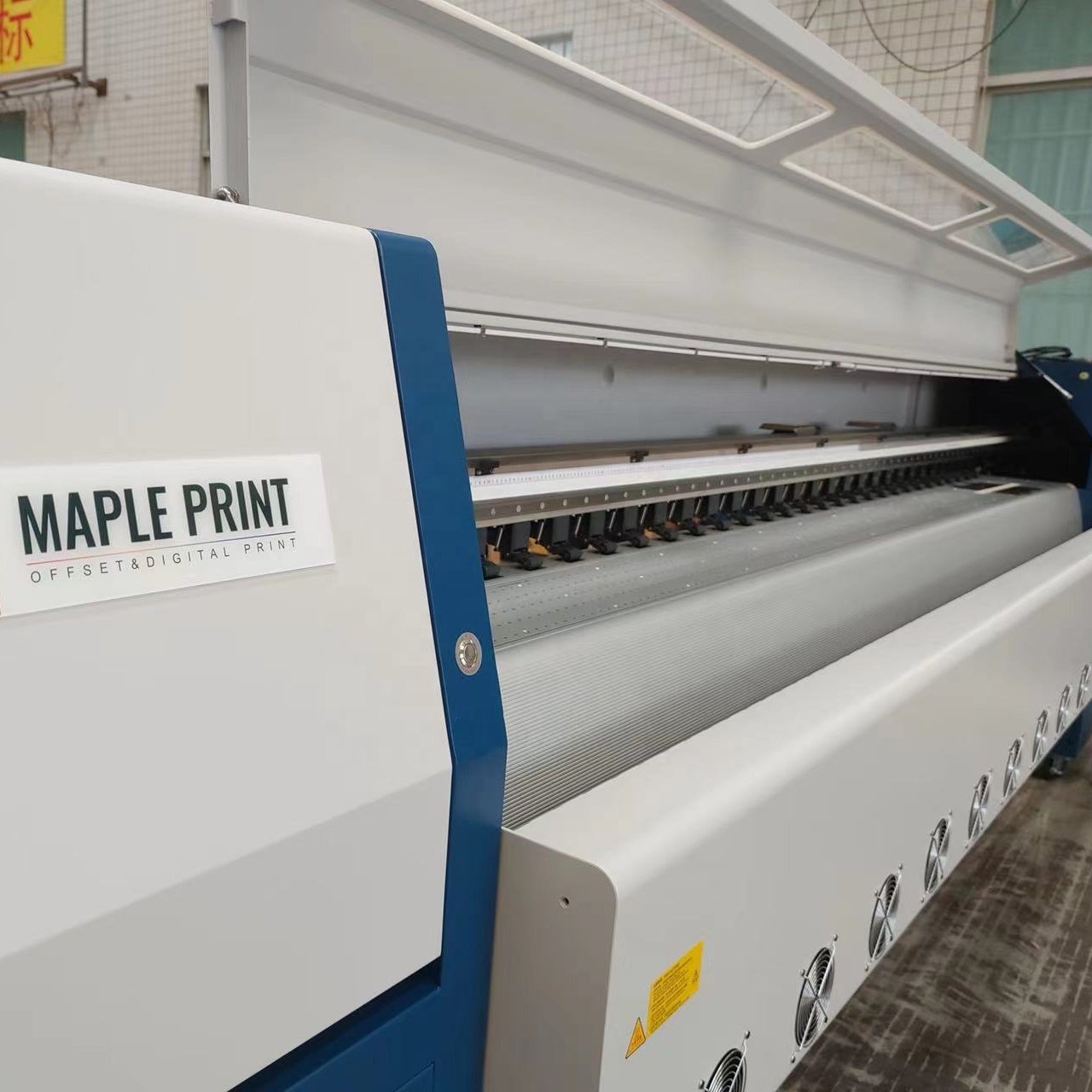 Inkjet printer with sei ko GS 508 4 heads or 8 heads 12pl for good quality banner and vynle printing