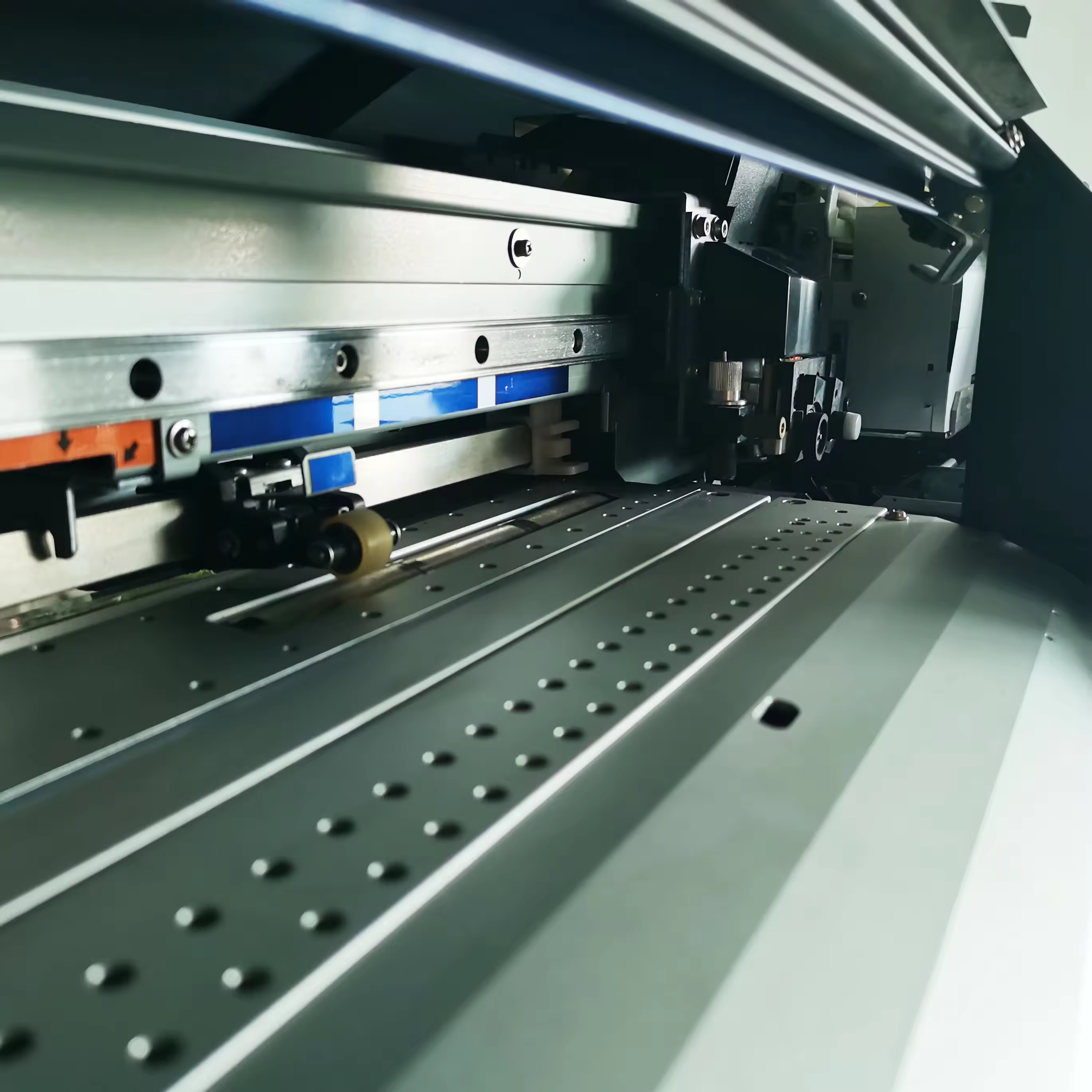 High Quality Roland VS540 Large Format Print and Cut Printer Second Hand Banner Printing with A2 Dimension