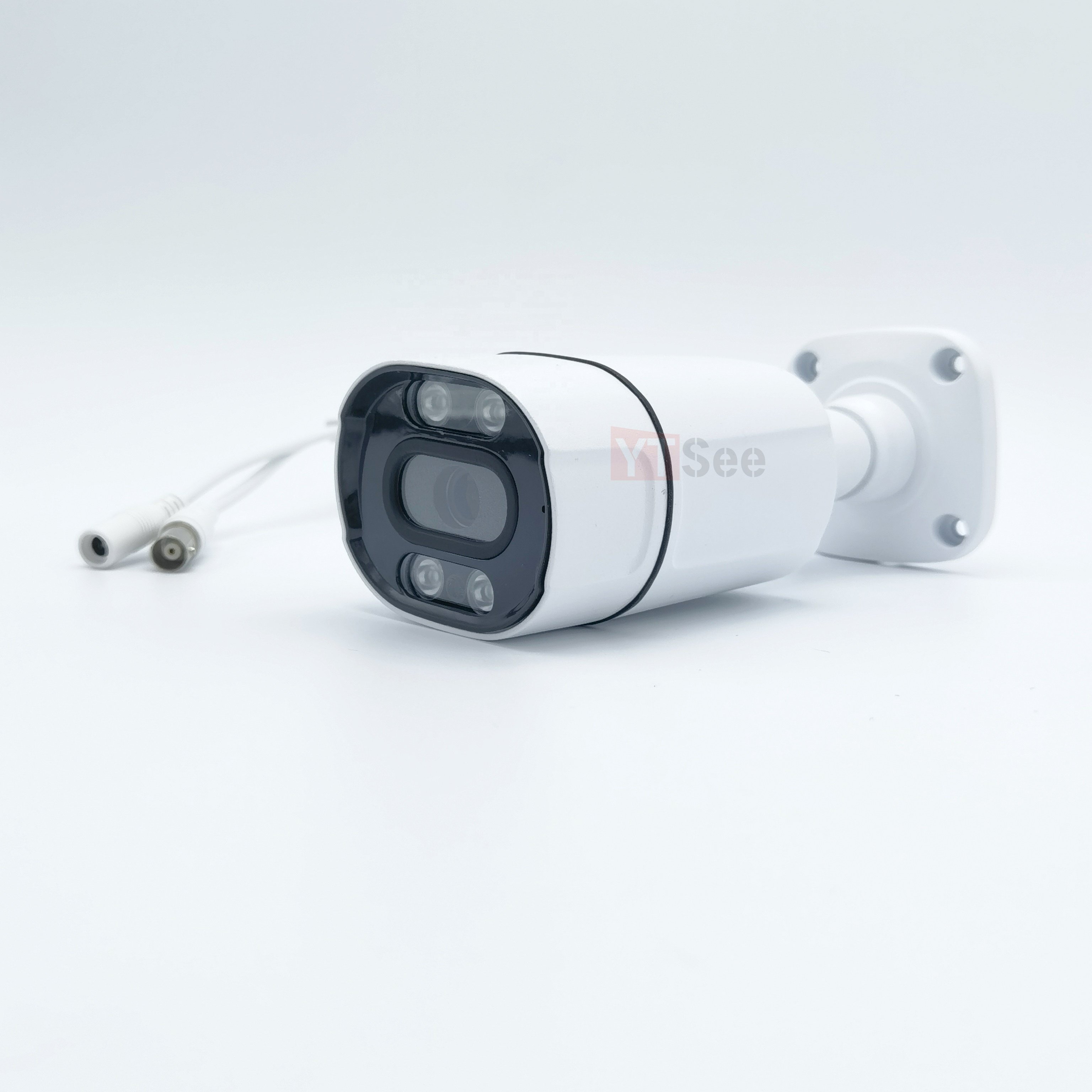 5MP HD Multi-Signal Camera with Infrared White Light Metal Waterproof Monitoring Gun for Outdoor Use Supports AHD/TVI/CVI/CVBS
