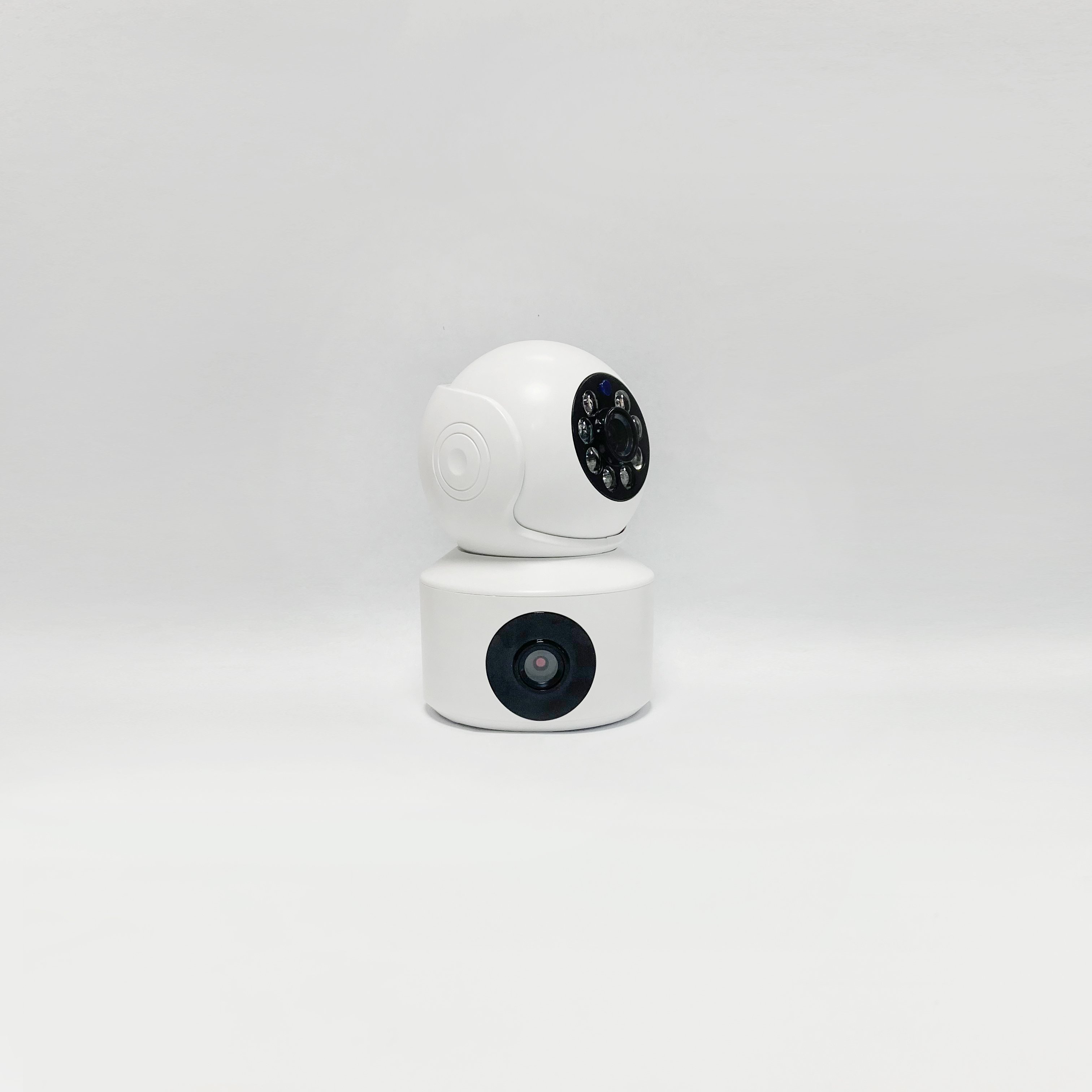 New hot selling high quality WiFi camera Indoor mini wireless smart home security monitoring webcam real-time view
