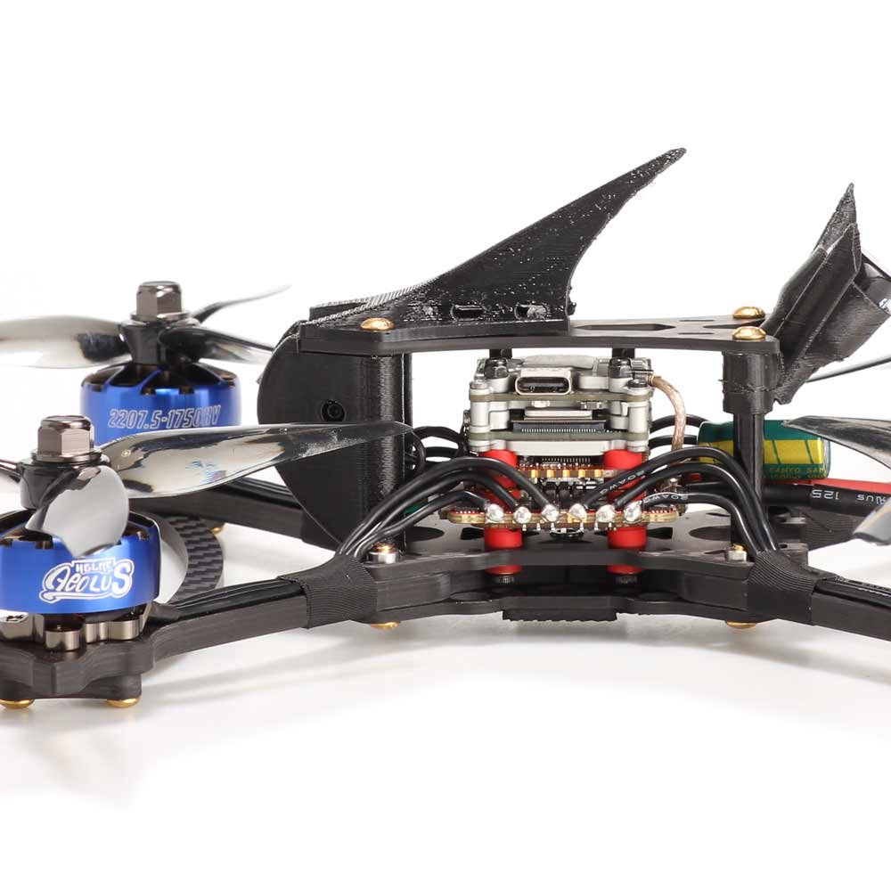 HGLRC Wind5 Lite True X 208mm Wheelbase 5" frame XT60 Plug FPV KV1900(6S) motor Zeus Core system Caddx 720p Racing Drone