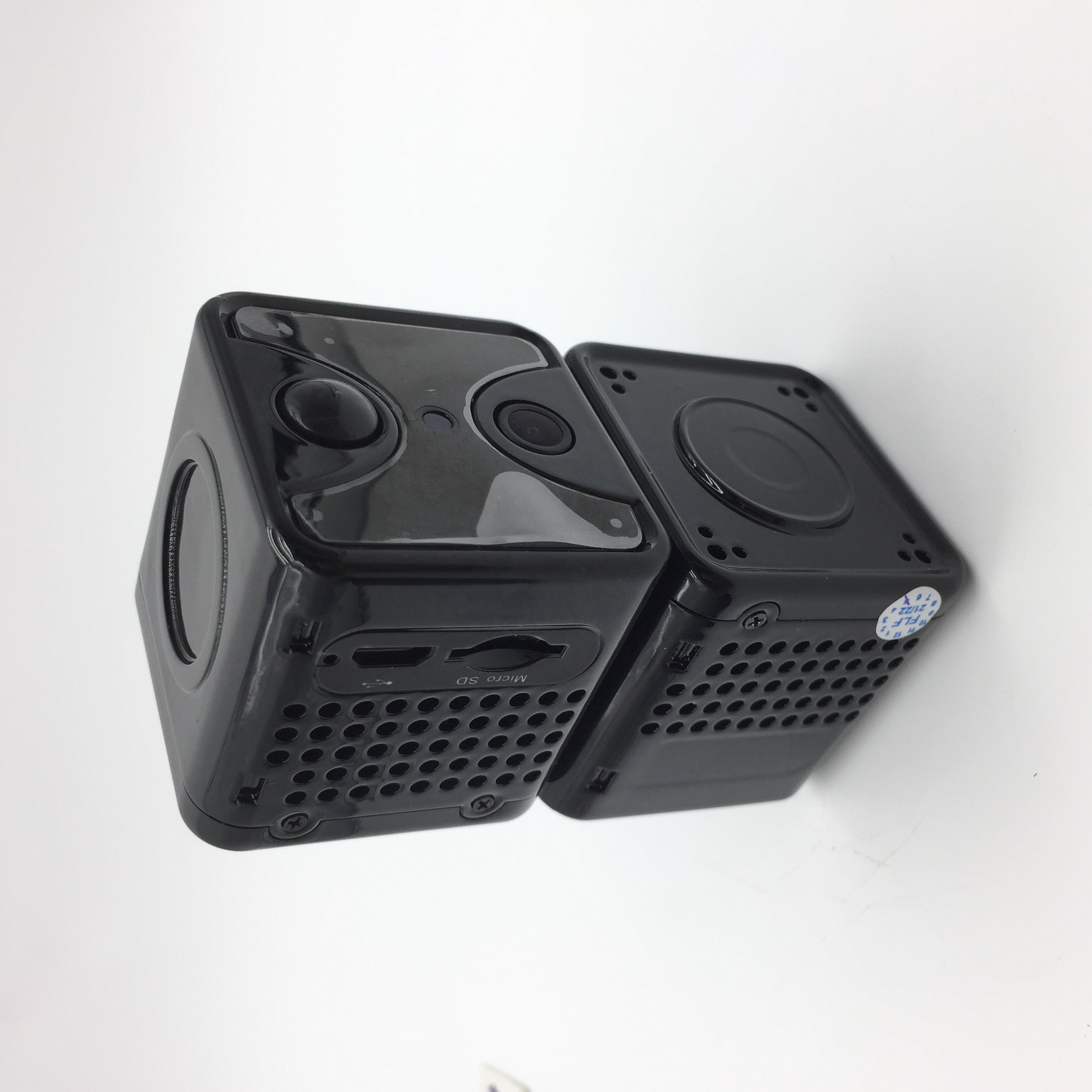 Wireless HD 1080p Mini Security Camera with Night Vision and PIR Motion Detection Micro WIFI Camera
