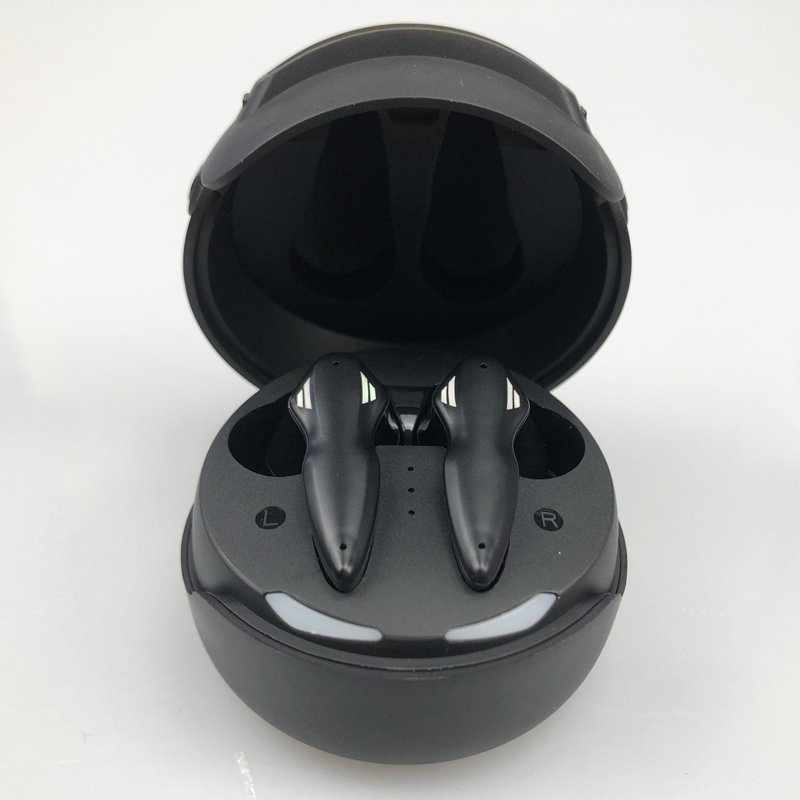 2022 New Arrival Gaming Headset Earphones Headphones Noise Cancelling 3D Surround Stereo Wireless Earphone