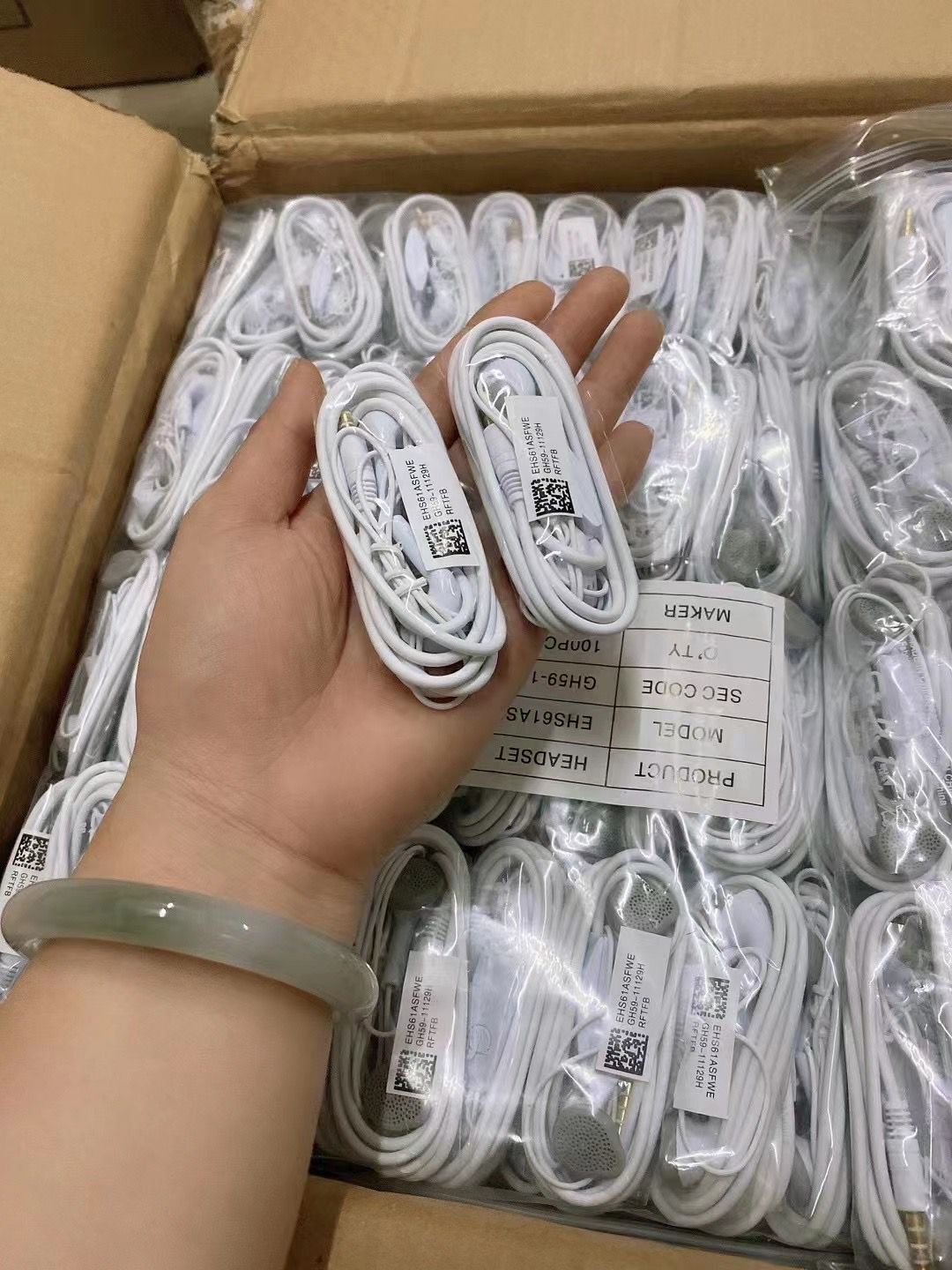 wholesale 100% Original 5830 Earphone 3.5mm plug with mic Oem in ear headphones for samsung 5830 S6 S7 S8 YS headset