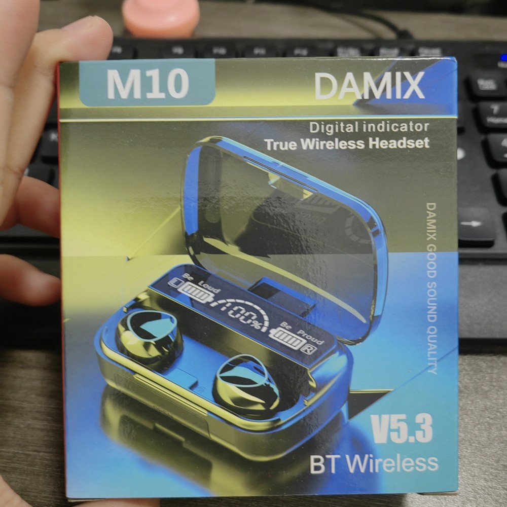 Wholesale New M10 Original Waterproof Sport HiFi Earbuds Noise Cancelling Business In-Ear USB Wireless TWS On-Ear Headphone LED