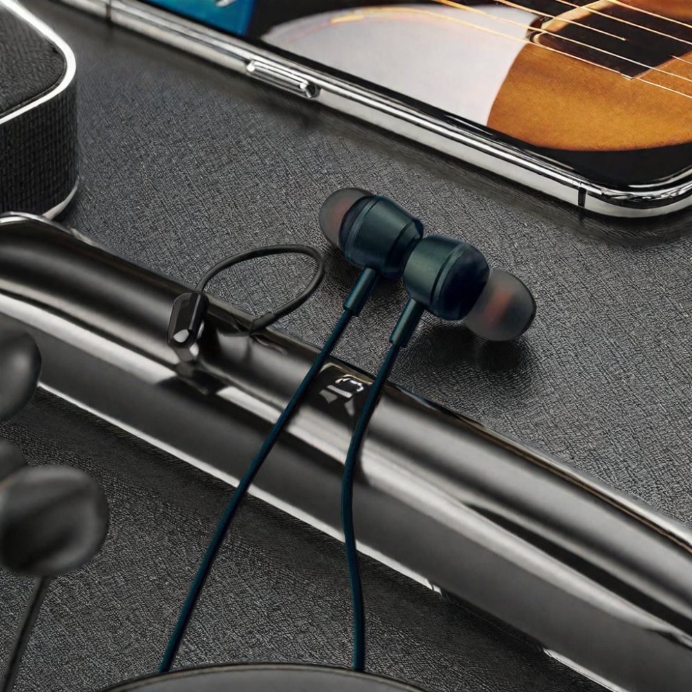 HEATZ HB40 Noise Cancelling TWS Earphones & Headphones Smooth & Clear Soundcore Bass Comfortable Neckband Design