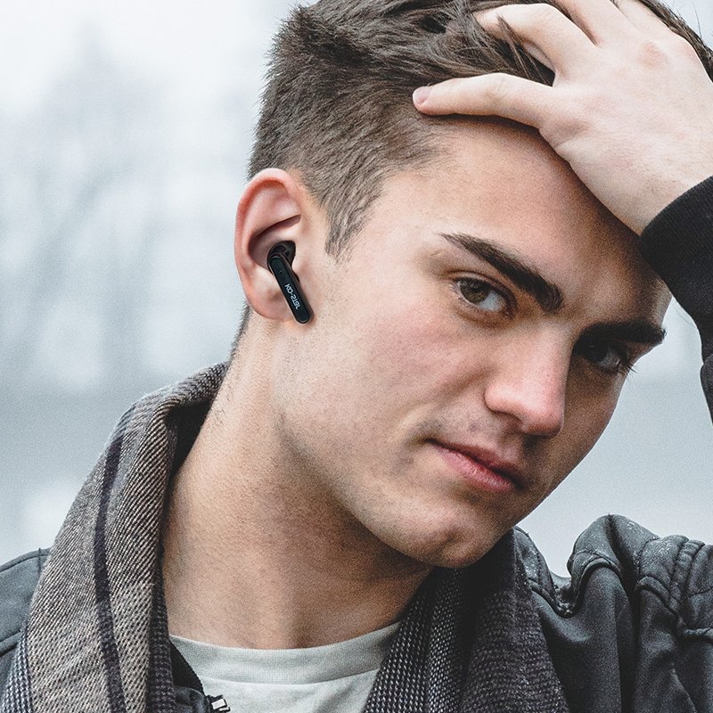 Tws headphone wireless earphone mini headphone headset bluetooth wireless gaming earphone type c