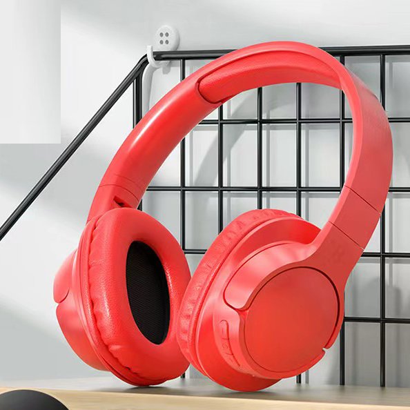 Top Seller Black Earbuds Wireless earphones Earbuds With Power Bank Kids Headphones P47 Headphones