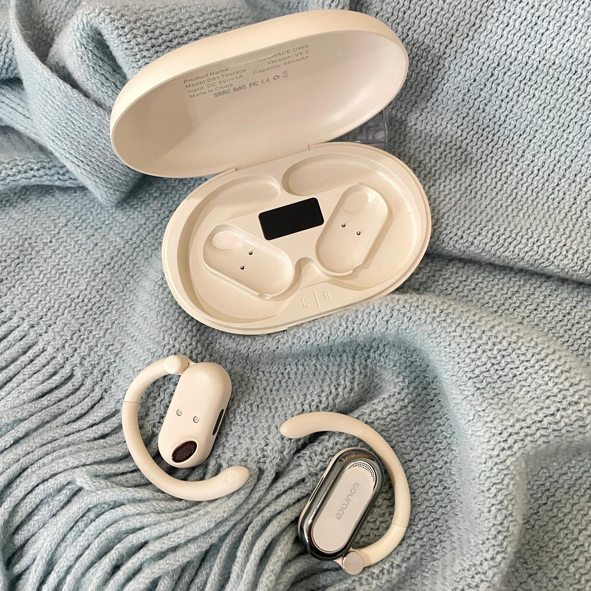 Gaming Wireless Headset with Charging Case Tws Sports Game Earphones Headphones