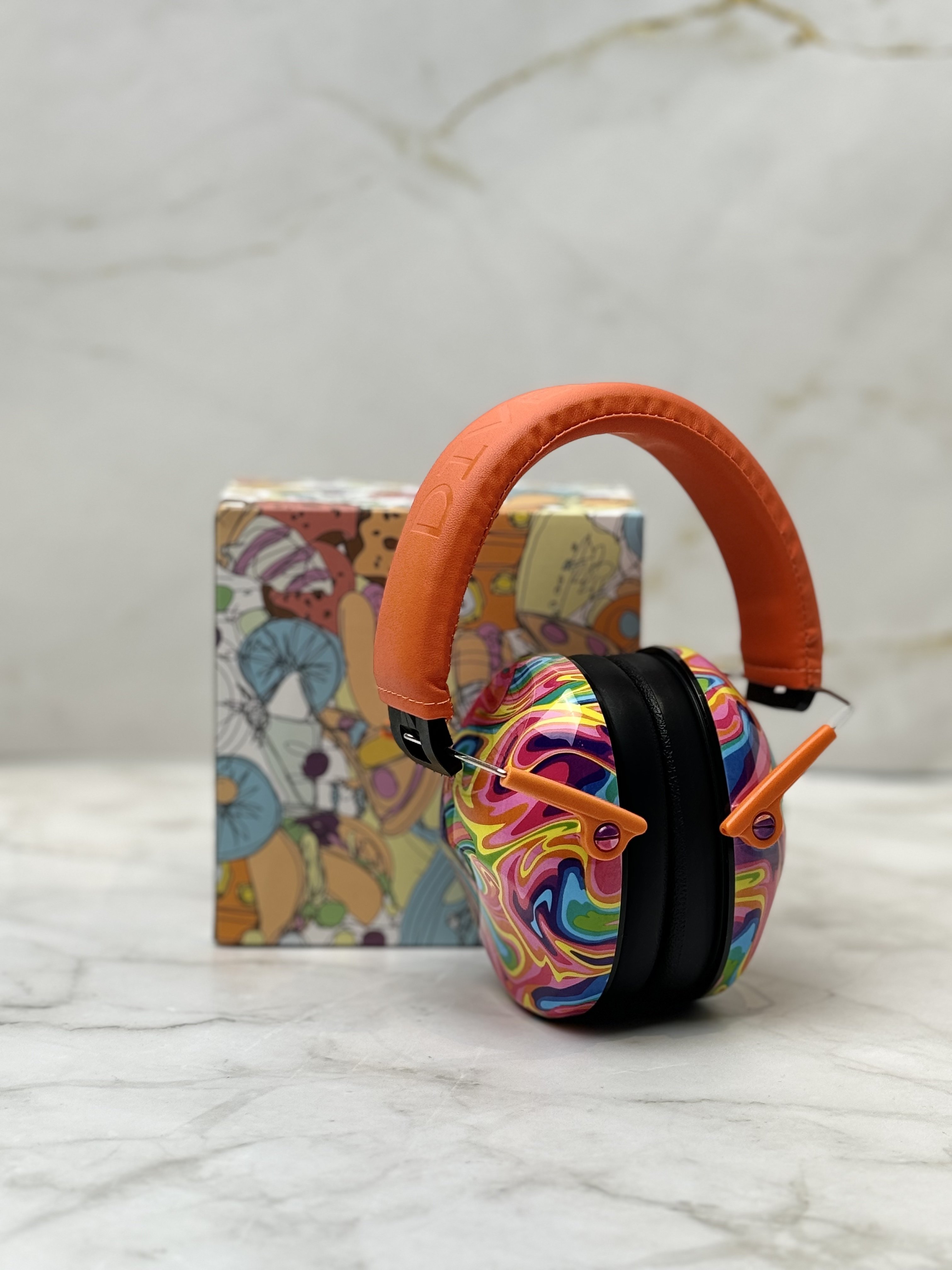 2024 Fashion wireless headphone mobile headphones wholesale for disco music earphone low latency superman headphone