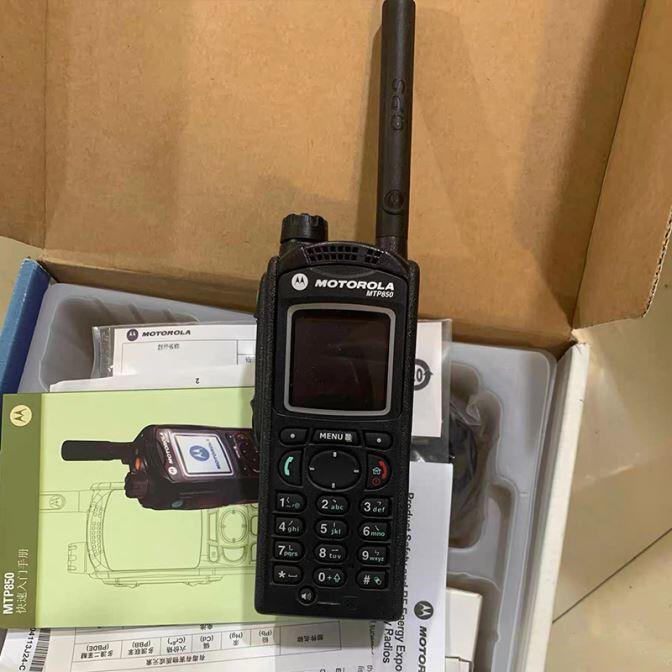 Moto-rola MTP850 350-470MHz UHF fm radio two way radio walkie talkie 50km for business handheld station MTP850 hot sell