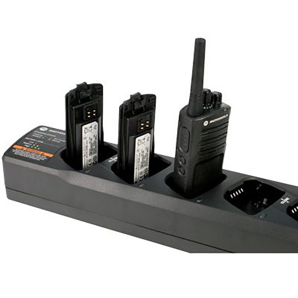 for motorola radio Multi Unit Charger Kit Instructions walkie talkie PMLN7102 PMLN7162 two way radio SL1600 TLK100
