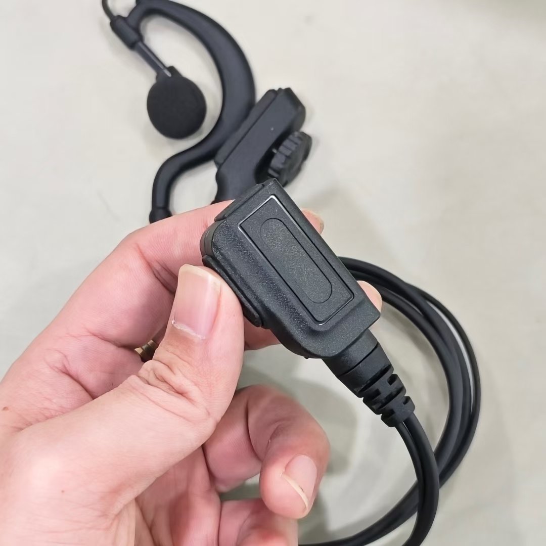 Walkie-talkie headset split C-type ear hook eaphone for PD780 780G PD785 PD700 PT580 PT580H radios
