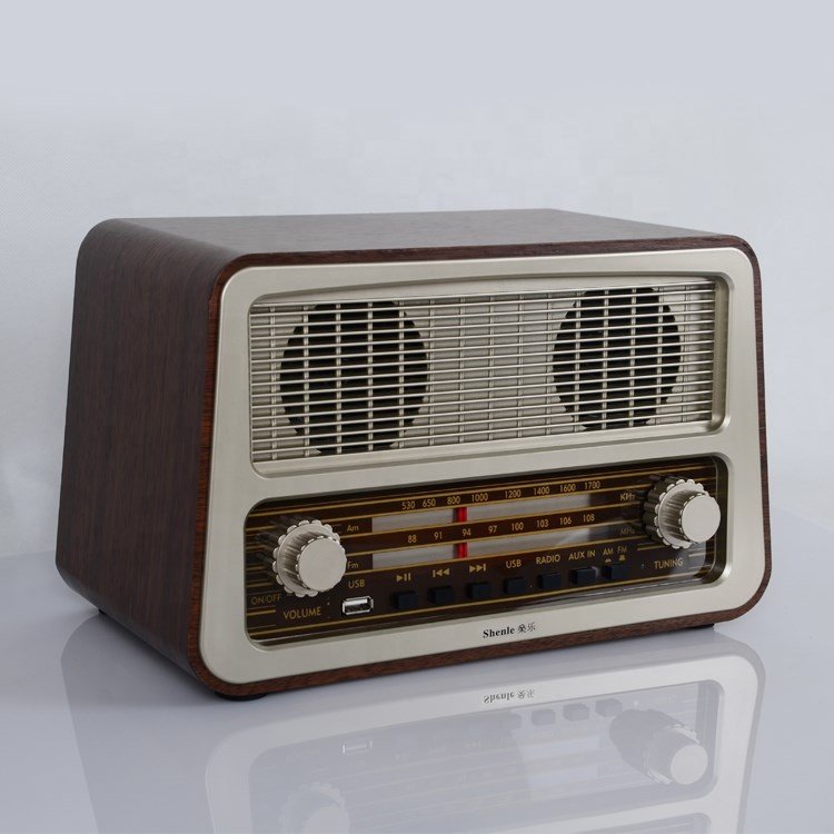 FM radio with USB