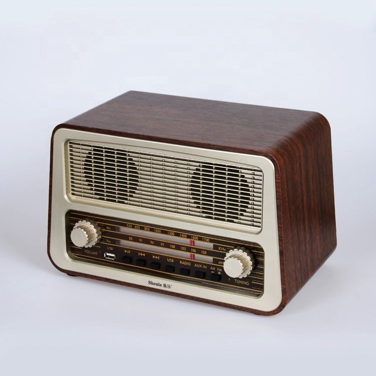 FM radio with USB