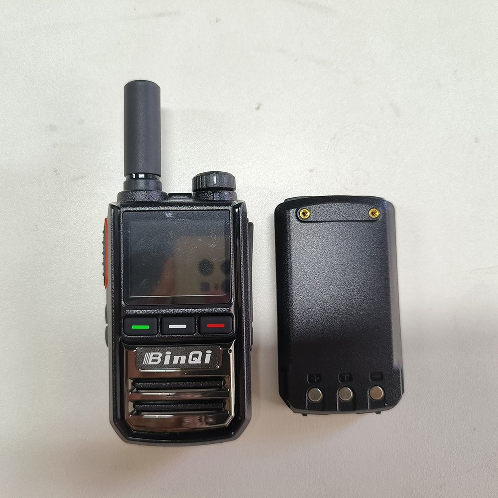 Radio PoC 4G Lte Wifi Sim Android Two Way Radio Network GSM WCDMA 2G 3G 4G Walkie Talkie IP Radio with GPS Bluetooth