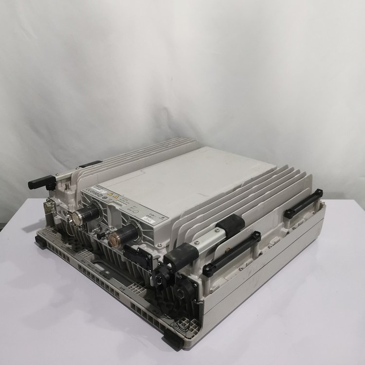 Ericsson 12b3 Radio 4418B40T 4499-44B1 4499-44B3 6449B42 13B1 2212B5 2212B13 8843B66A Communication RRU 12b3