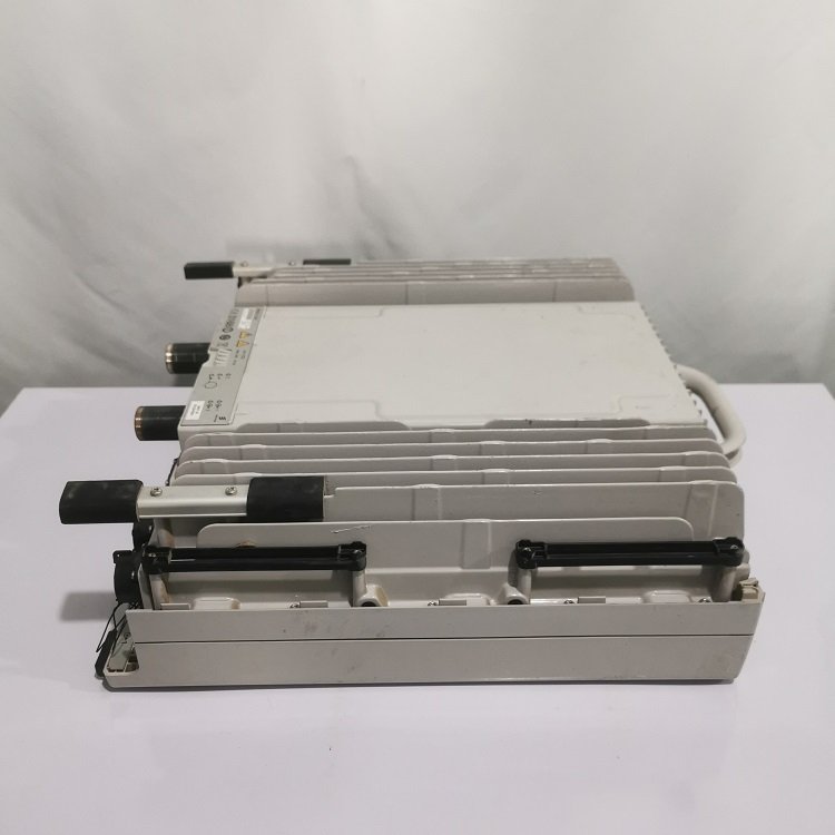 Ericsson 12b3 Radio 4418B40T 4499-44B1 4499-44B3 6449B42 13B1 2212B5 2212B13 8843B66A Communication RRU 12b3