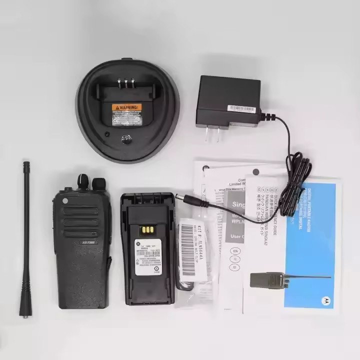 DP1400 5W Handheld UHF Digital Two-Way Radio for Construction Walkie Talkie with GPS Long Ran Mobile Home Use Model Dep450