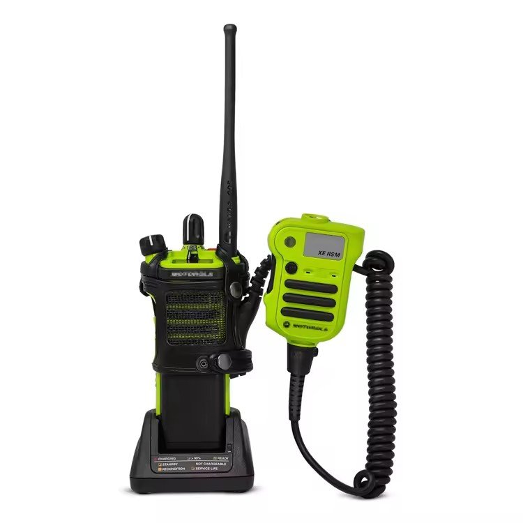 APX8000 P25 Portable Handheld DMR Two-Way Intercom Radio 10W Output Power with GPS Support for Public Safety & Outdoor Use