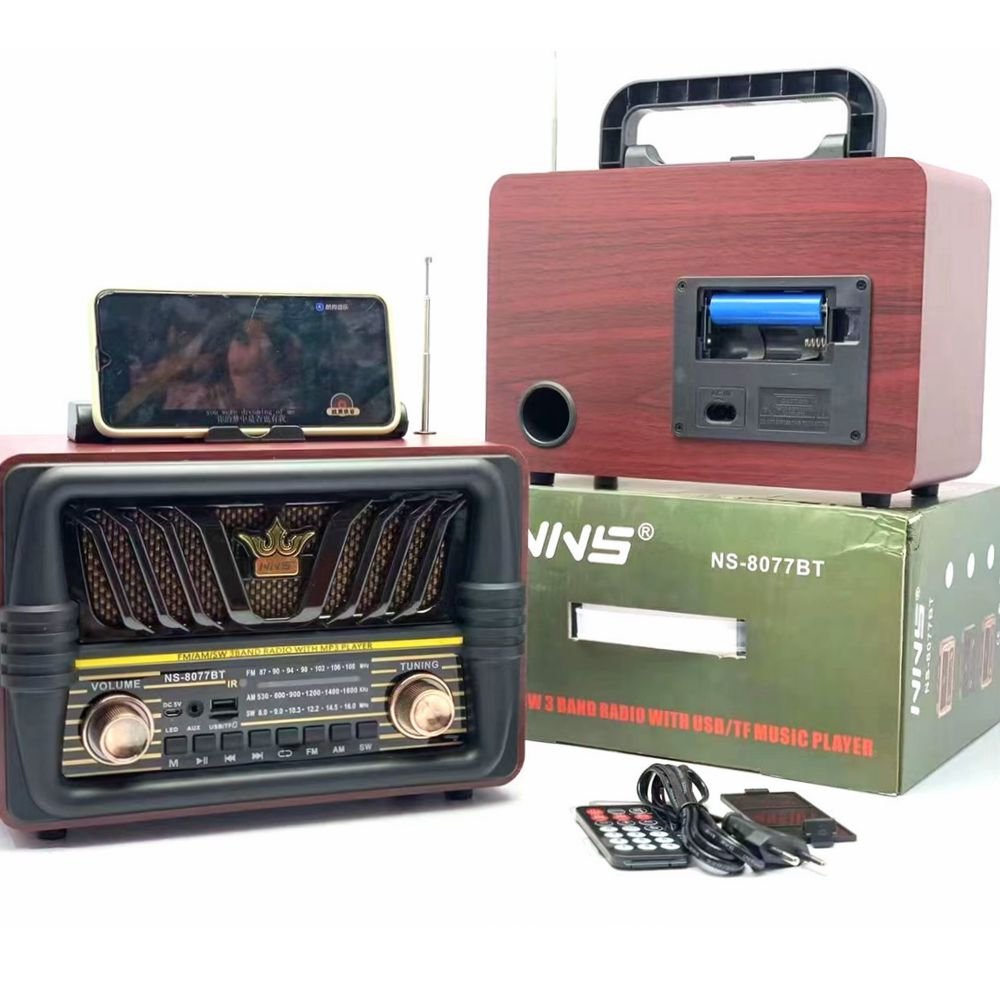 Old style portable wooden finish desktop radio big size AC charge vintage radio 12W output wireless retro speaker with am fm