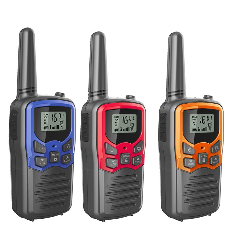 High quality cute design long work range 3-5km PMR/FRS/GMRS available mobile phone with walkie talkie toy
