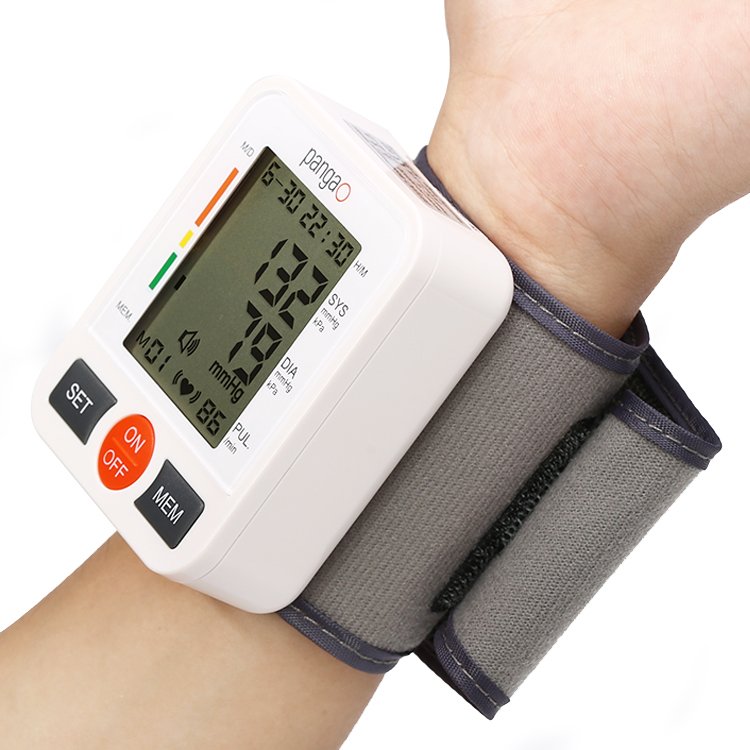 OEM CE ROHS fully automatic electronic bp machine digital wrist strap blood pressure monitor