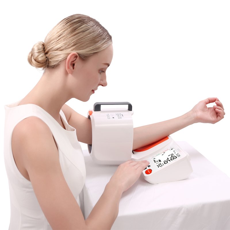 Best automatic hospital clinical bp machine arm cuff table type blood pressure monitor