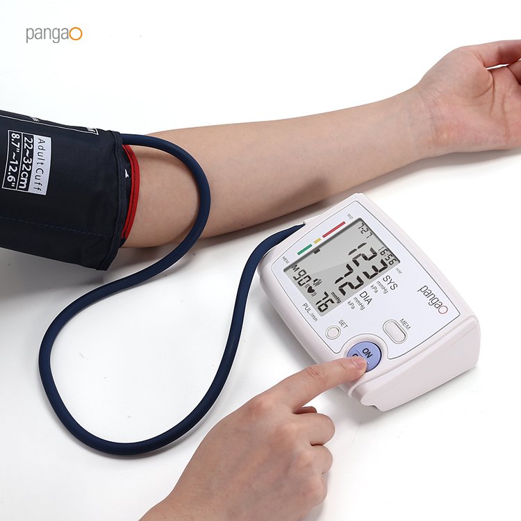 Smart Adjustable Upper Arm Cuff Blood Pressure Measuring Device Electric Digital BP Monitor