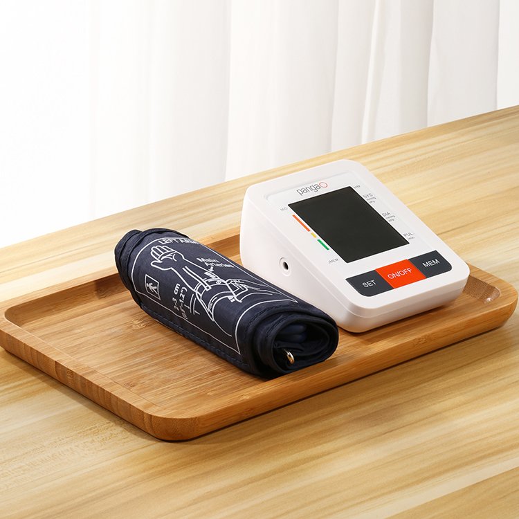 High quality multi language heart rate measuring blood pressure monitor digital sphygmomanometer