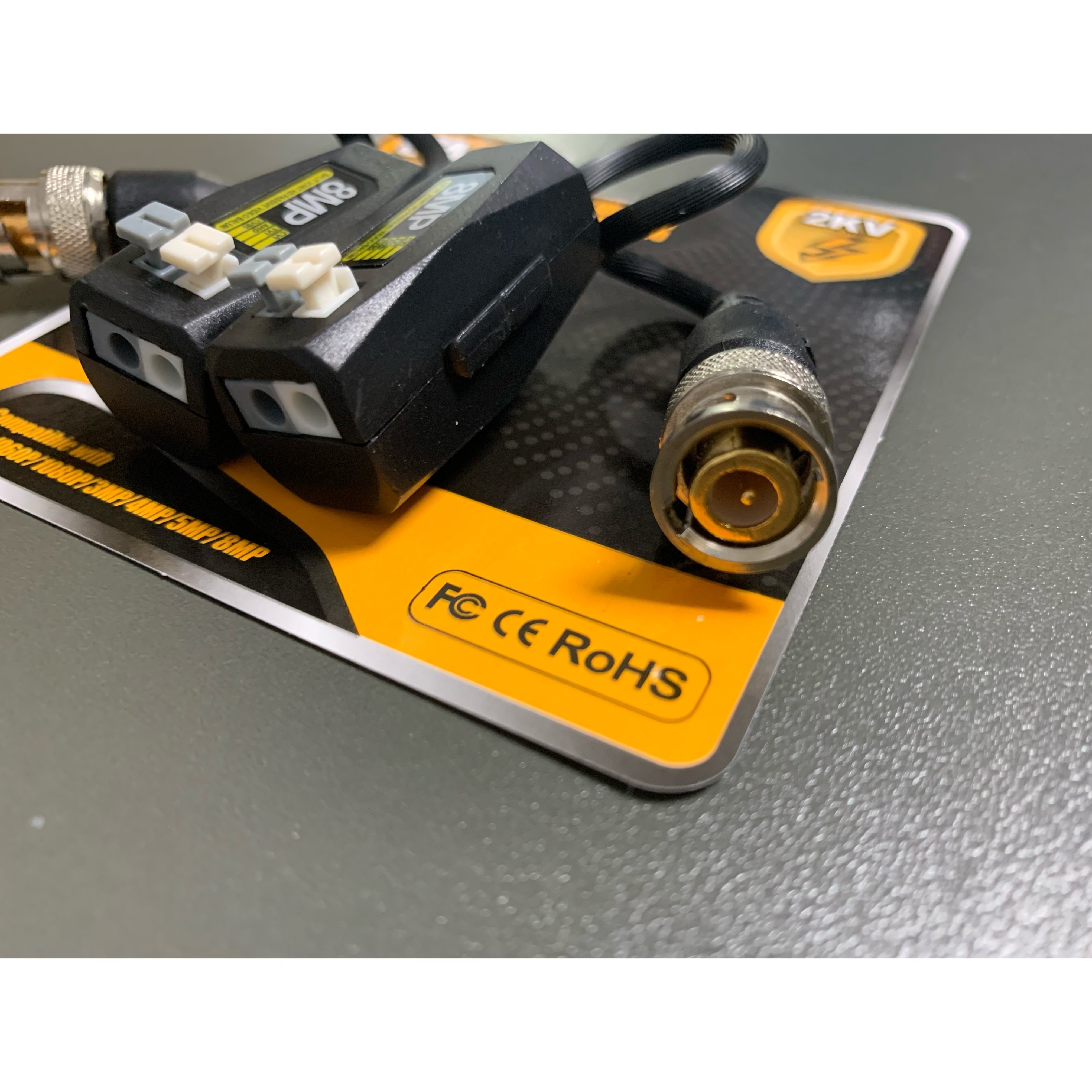 High Quality Single Channel Split Joint HD Passive Video Balun 2KV Surge Protection 8MP Balun