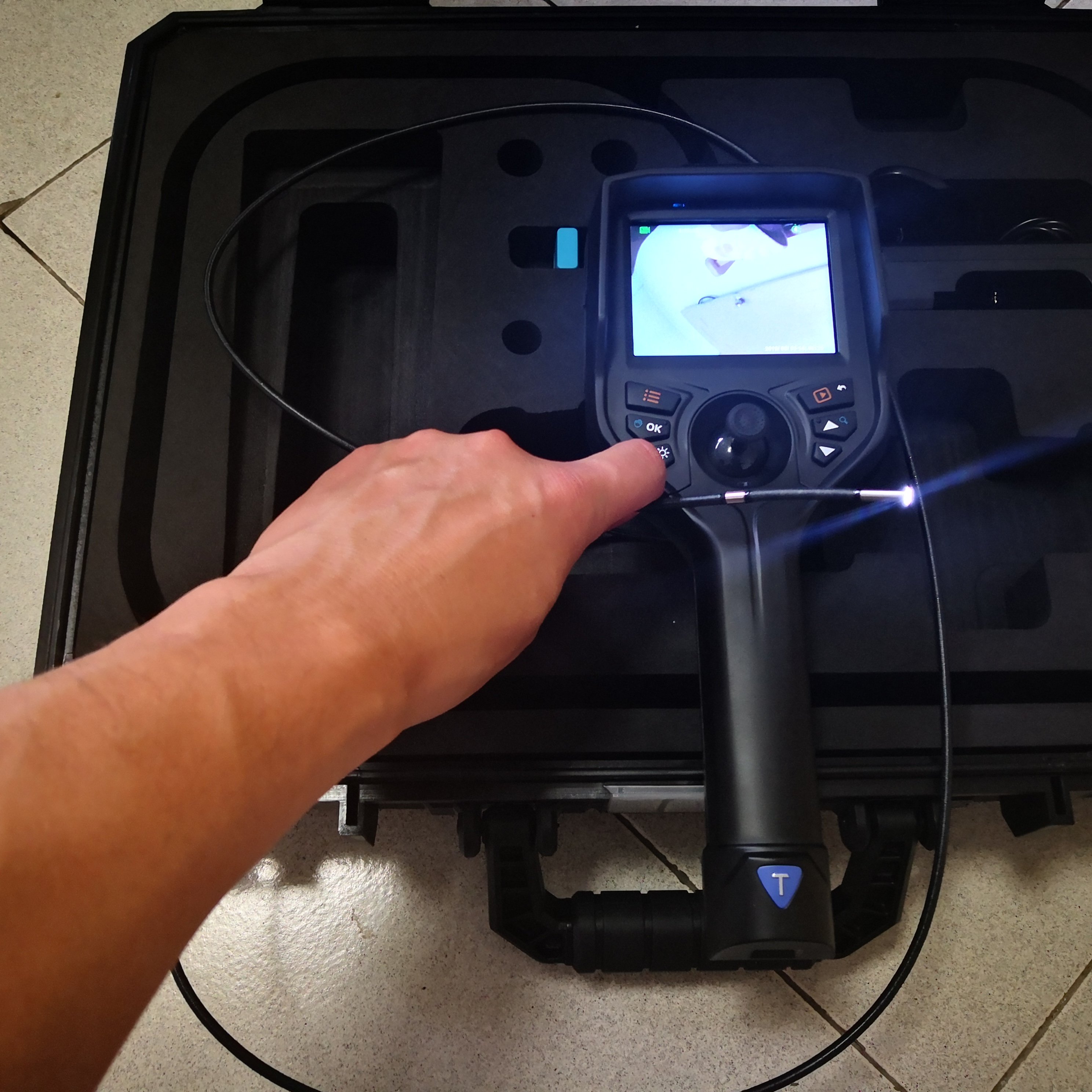 Portable Industrial Video Endoscope Analog camera with 6.0mm Camera Lens 360 Degree Joystick View