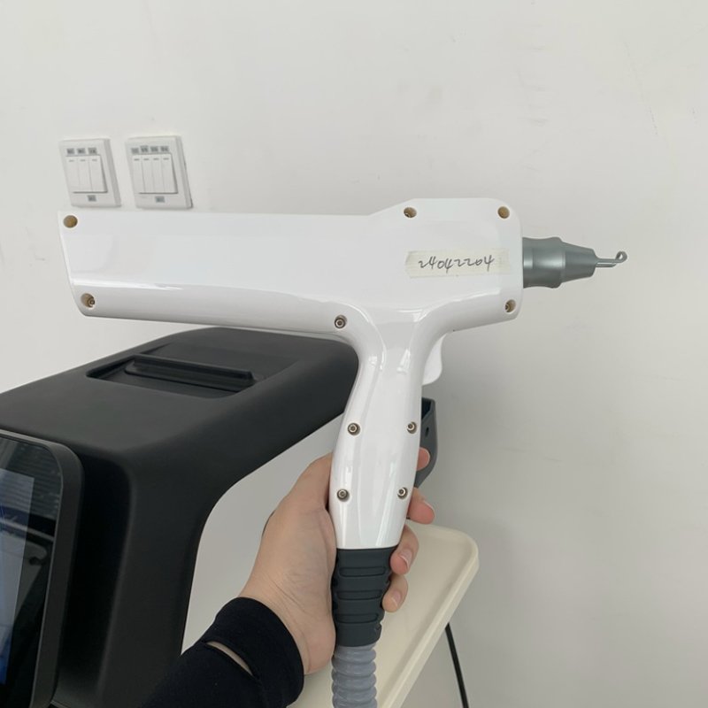 2024 portable Carbon Peeling Facial Skin Rejuvenation pico laser tattoo Removal Machine q- Switch nd yag laser with 1064nm 532nm