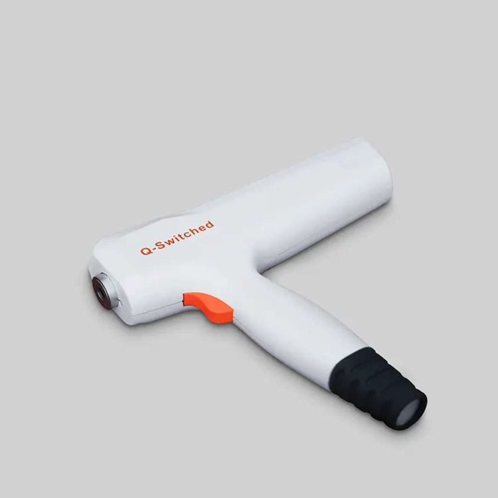 Ce Approved Q-switch Nd Yag Laser Tattoo Removal Machine With Big Power laser facial toning machine Skin Rejuvenation