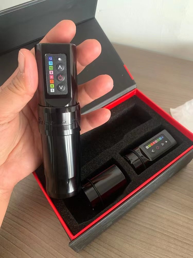 XNET F L U X Professional Powerful Coreless Motor 4mm Stroke Wireless Tattoo Pen Machine with Double Battery for Body Art
