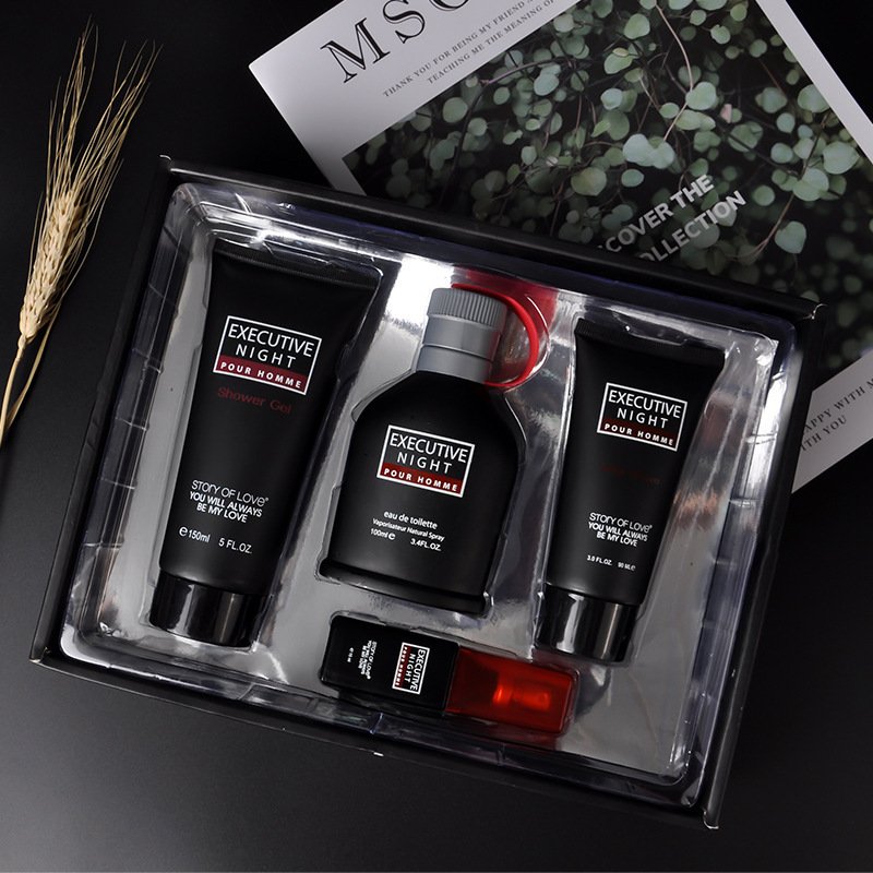 P127 MOKE 4pcs/set Men's Fragrance Kit Men's Perfume Shower Gel Aftershave Set Perfume Spray Refreshing Moisturising Men's Set