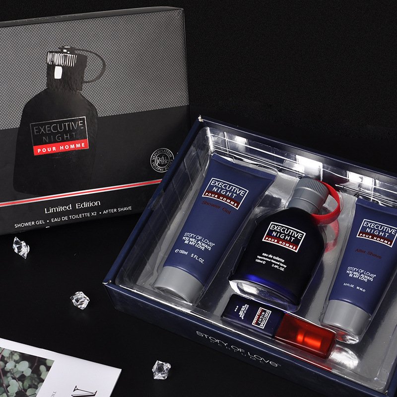P127 MOKE 4pcs/set Men's Fragrance Kit Men's Perfume Shower Gel Aftershave Set Perfume Spray Refreshing Moisturising Men's Set
