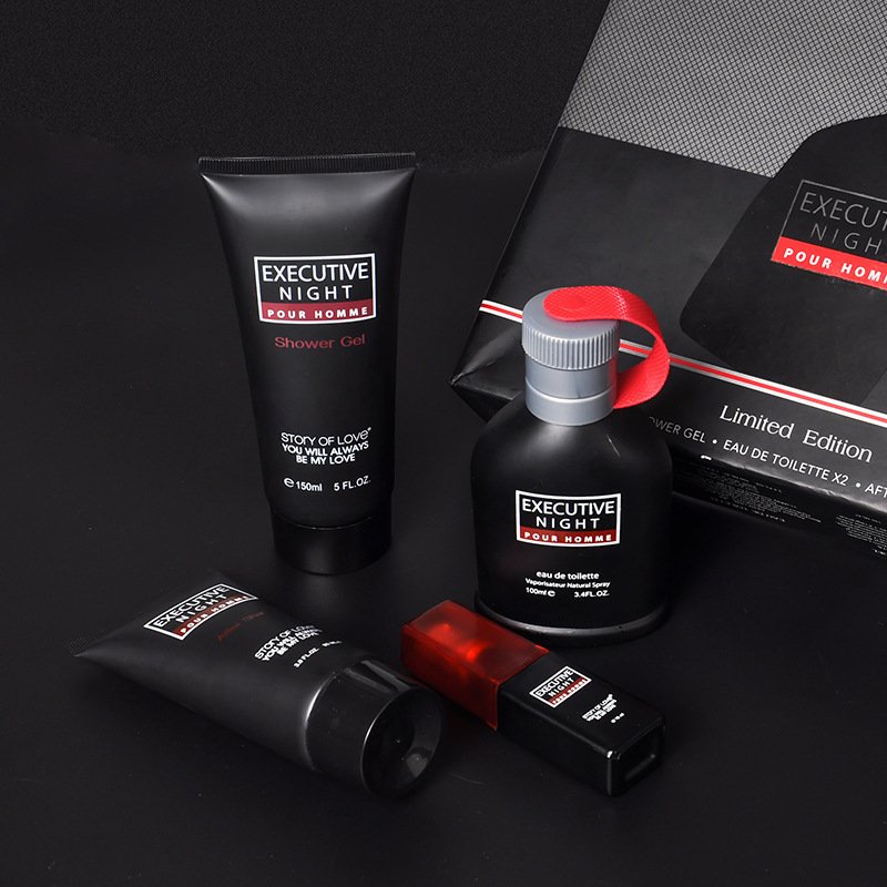 P127 MOKE 4pcs/set Men's Fragrance Kit Men's Perfume Shower Gel Aftershave Set Perfume Spray Refreshing Moisturising Men's Set