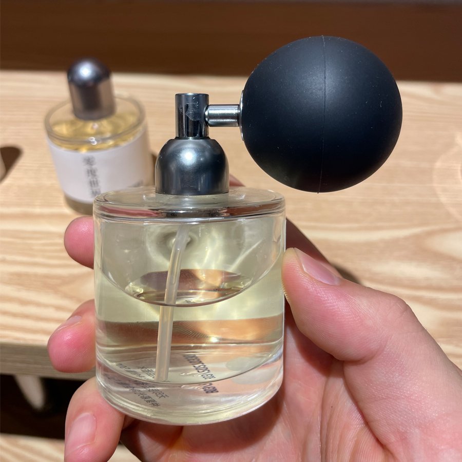 Musk Refillable Perfume Oil Fragrance French Essential Oil Relaxing scent Long Lasting Fragrance Oil Making For 200ml Bottle