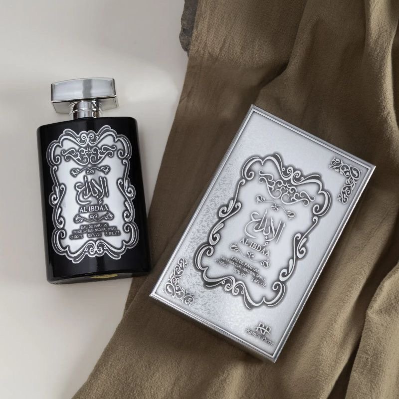 High quality Middle East Dubai Arabian men's perfume original long-lasting fragrance wooden body spray manufacturer wholesale
