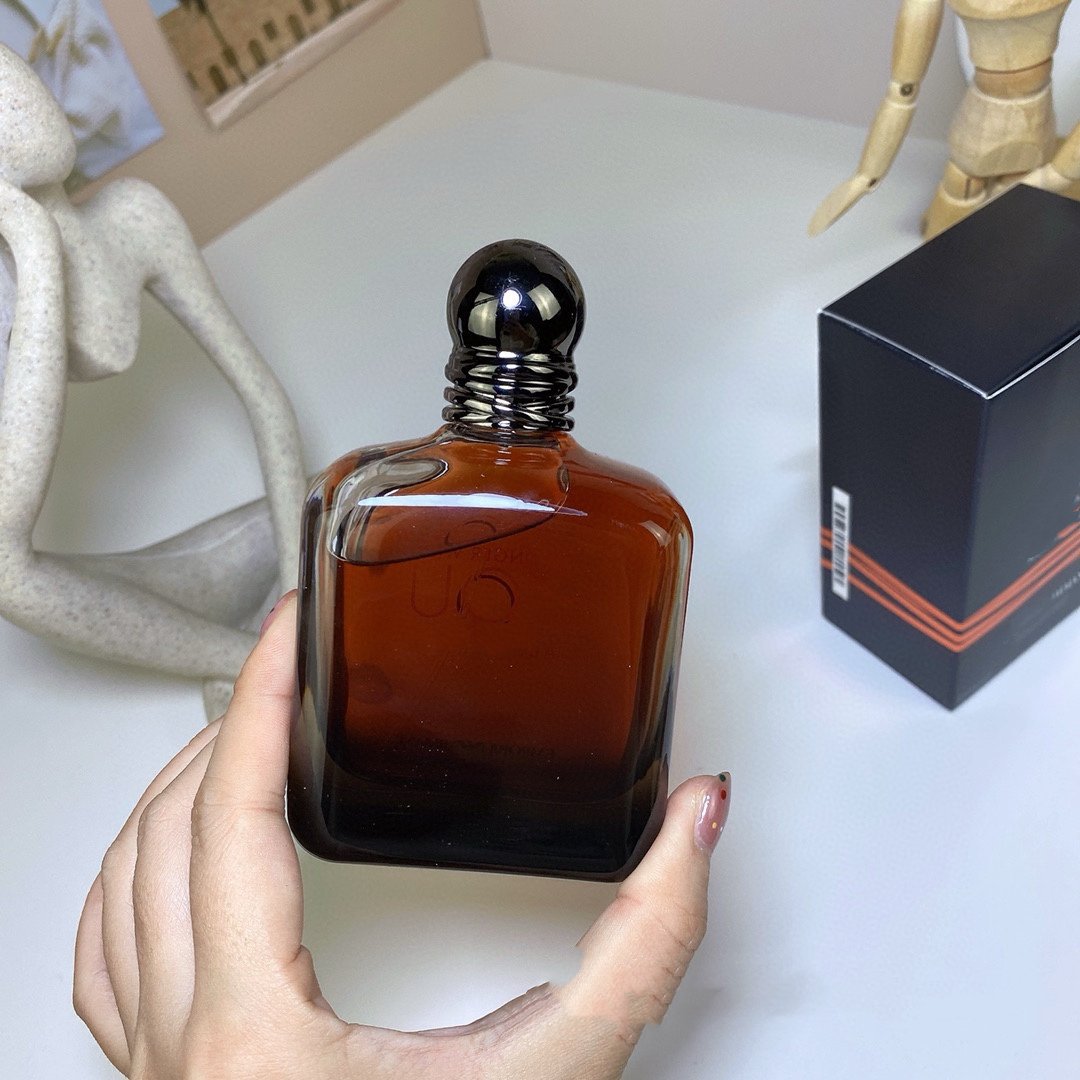 USA Warehouse High Quality Men's Cologne & Women's Perfume 2-4 Days Delivery Sweet Oud Fragrant Mist in Box Fruit Aroma