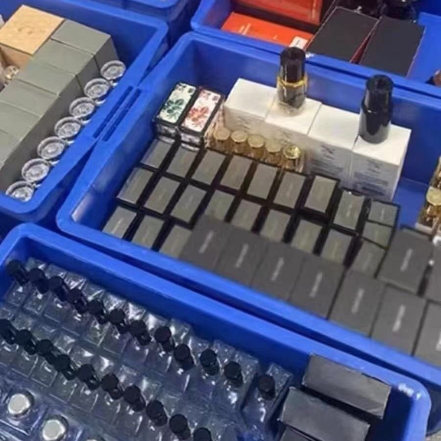 2024 Luxury Brand Women's Perfume 5ml Mini Spot & 80ml/100ml Wholesale for Men and Women