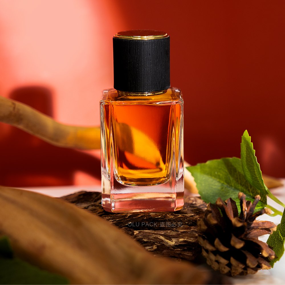 Free Sample Transparent Refillable 30ml 50ml 100ML botellas perfume Men's Cologne Spray Pump Glass Bottle with Thick Base