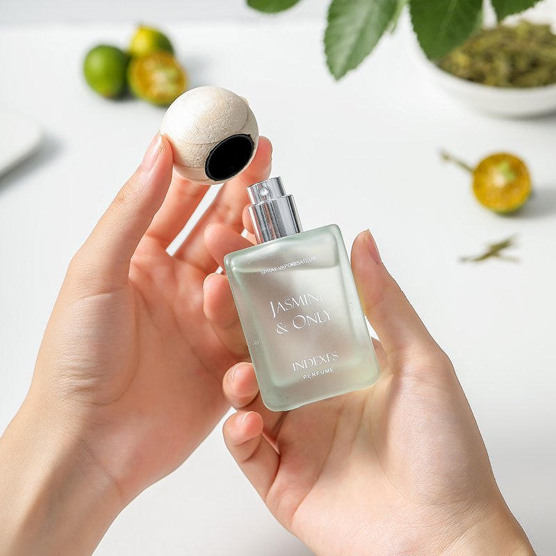 ZUOYE FACTORY 50ML perfumes original wholesale luxury custom Long lasting Floral Woody fragrance men's perfume