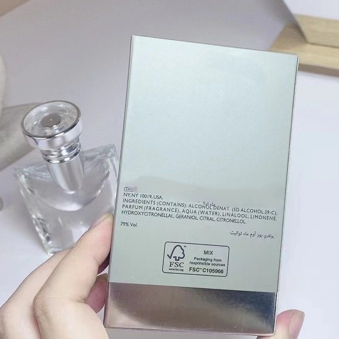 Factory sales Wholesale V Brand 1:1 Luxury Perfume Gift Sets Lady Perfume And Men's Cologne