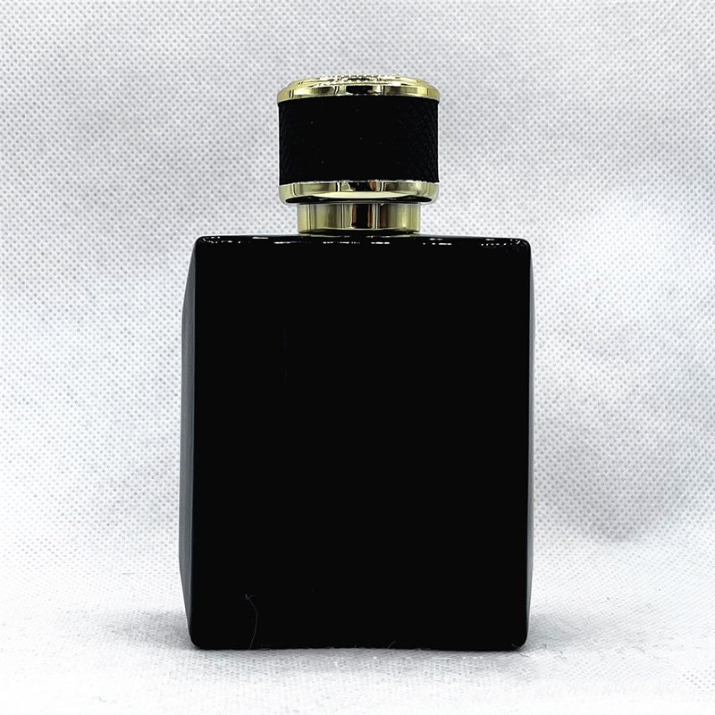 High Quality 100ML Luxury Arabic Dubai Lasting Men's Eau de Parfum Woody Fresh Scent Spray Form Wholesale